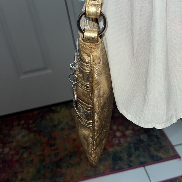 Coach Poppy Crossbody bag Vintage Gold/gold metallic poppy print & trim EVC - Picture 4 of 11